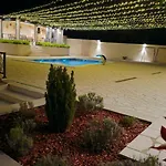 فيلة Aida